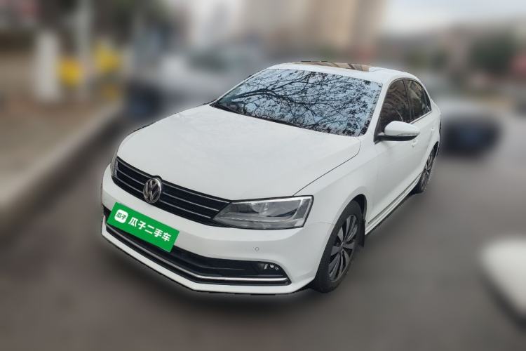 Used Volkswagen Sagitar 2015 230TSI Automatic Luxury Model