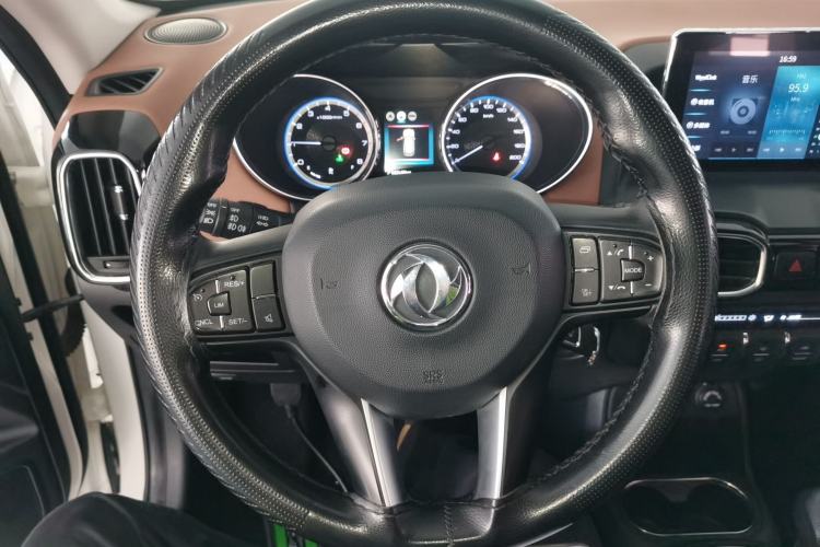 Used Dongfeng Aeolus AX4 2017 1.6L Manual ChaoShang Model
