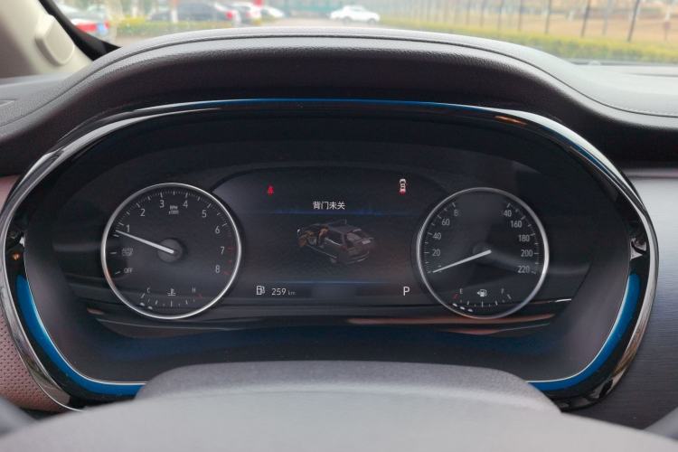 Used Buick GL8 2023 Land Executive Class Comfort Model