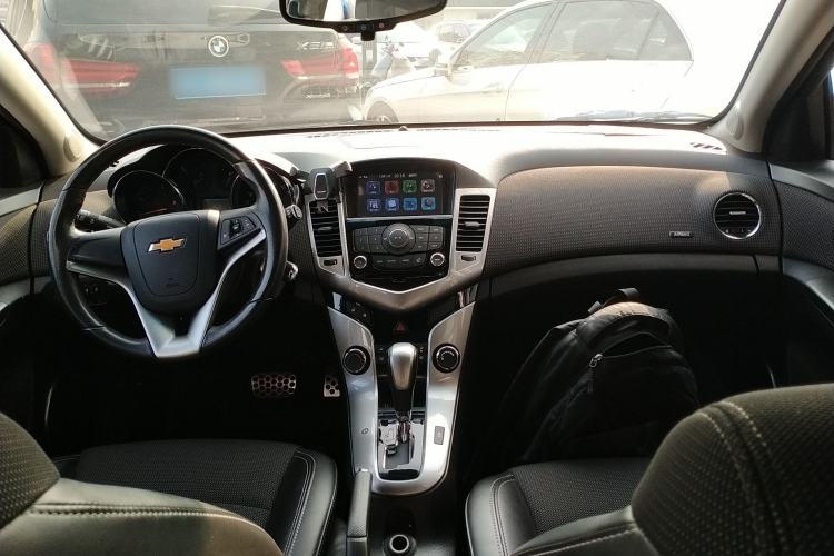 Used Chevrolet Cruze 2013 Hatchback 1.6T Automatic Flagship Model
