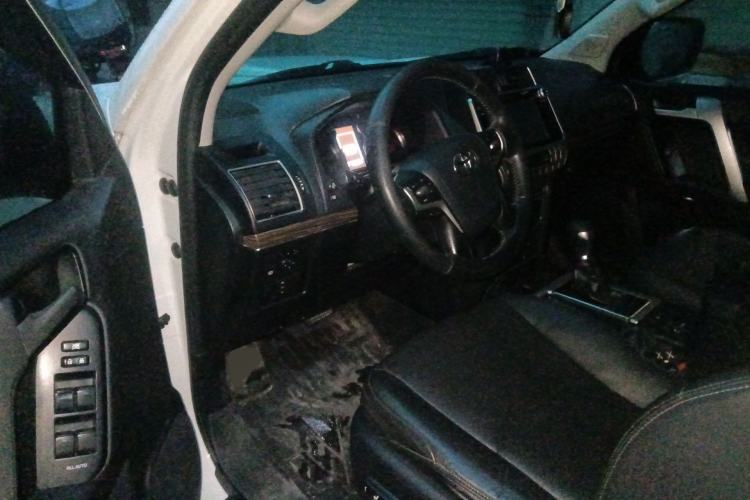 Used Toyota Prado 2018 3.5L Automatic TX-L with Rear-Mounted Spare Tire Driver Seat