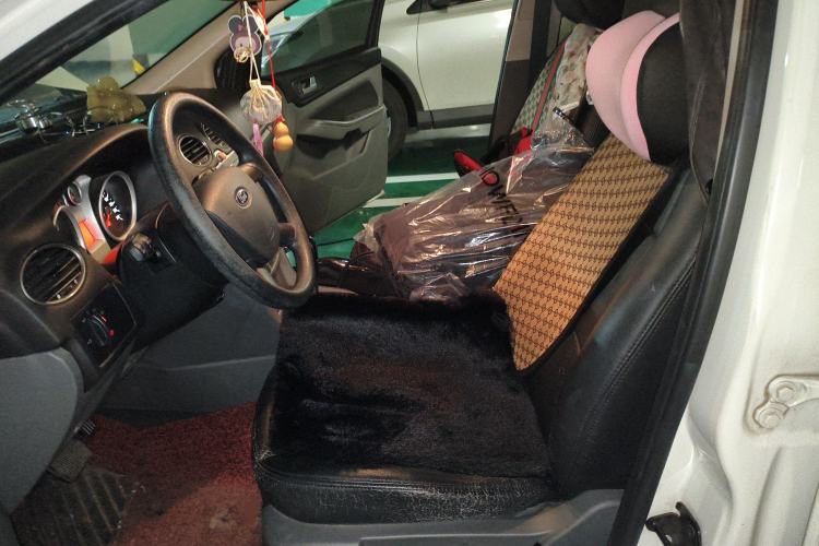 Used Ford Focus 2012 Hatchback Classic 1.8L Automatic Base Model
