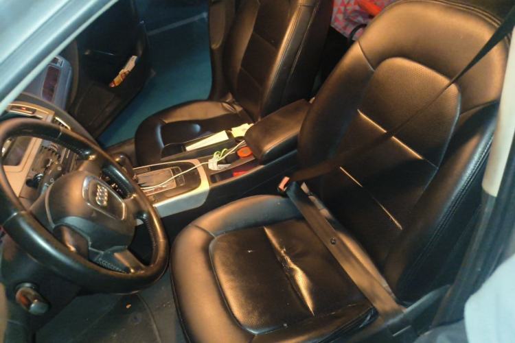 Used Audi A4L 2011 2.0 TFSI Comfort Model

