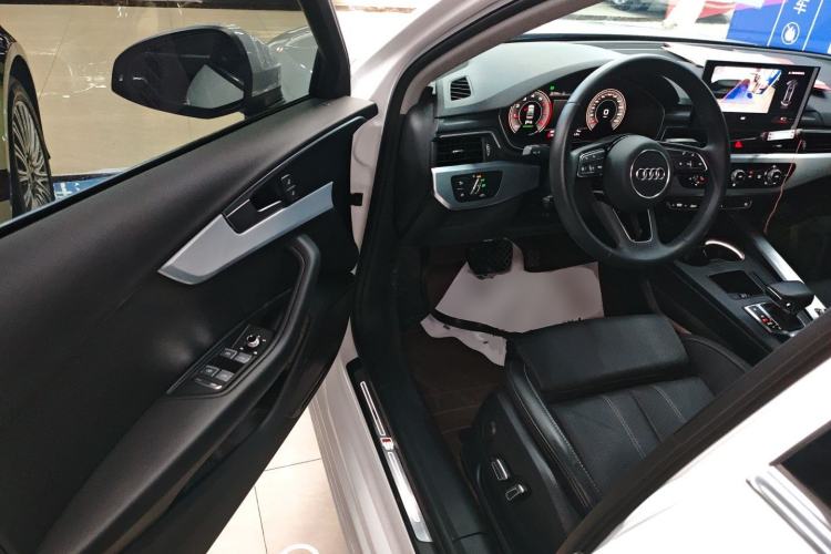 Used Audi A4L 2024 40 TFSI Fashion Dynamic Model