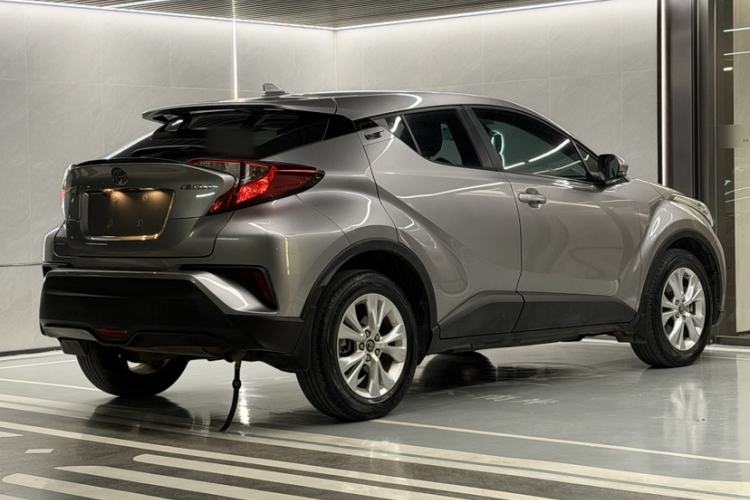 Used Toyota IZOA 2021 2.0L Yixing Version