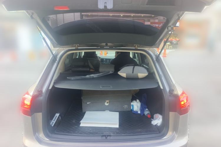 Used Volkswagen Tayron 2019 330TSI Two-Wheel Drive Luxury Model China VI Standard Trunk