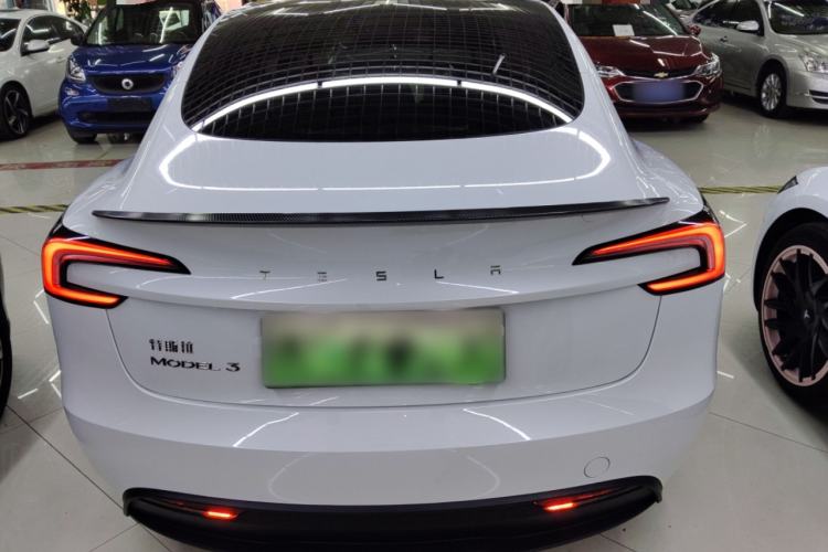 Used Tesla Model 3 2023 Rear-Wheel-Drive Version
