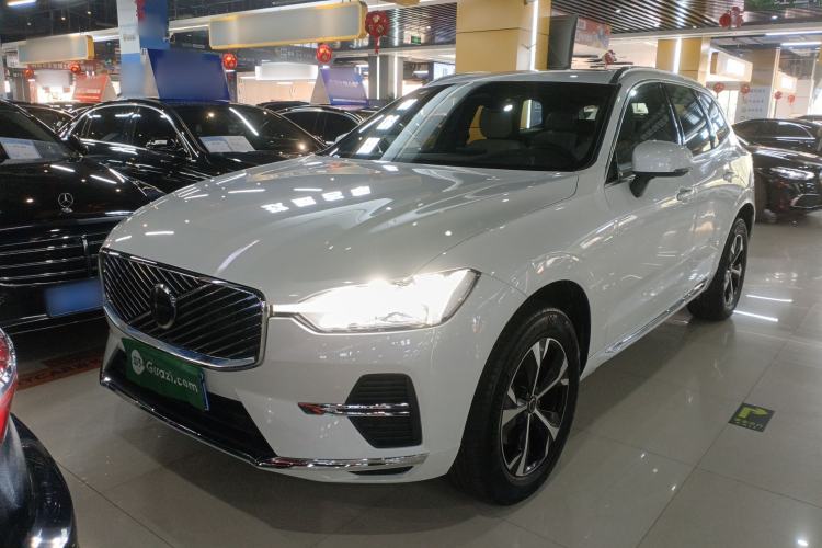 Used Volvo XC60 2026 B5 4x4 Smart Luxury Edition
