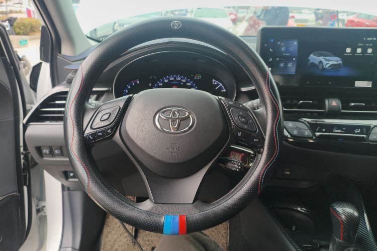 Used Toyota IZOA 2023 2.0L Yixing Version
