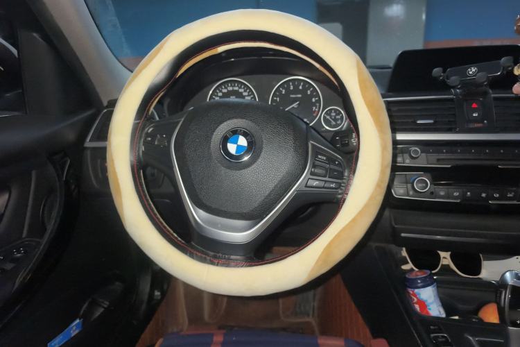 Used BMW 3 Series 2017 320Li Fashion Model Steering Wheel