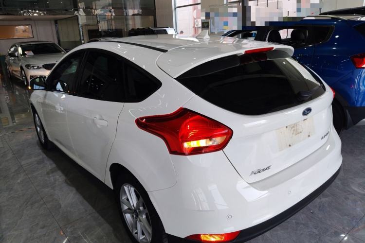 Used Ford Focus 2017 Hatchback 1.6L Automatic Fashion Edition Smart Drive Version
