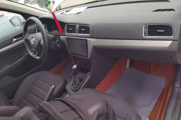 Used Volkswagen Gran Lavida 2017 1.6L Automatic Fashion Edition
