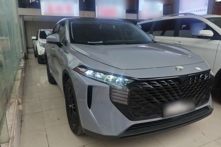 Used Venucia V 2021 260T Idol Edition