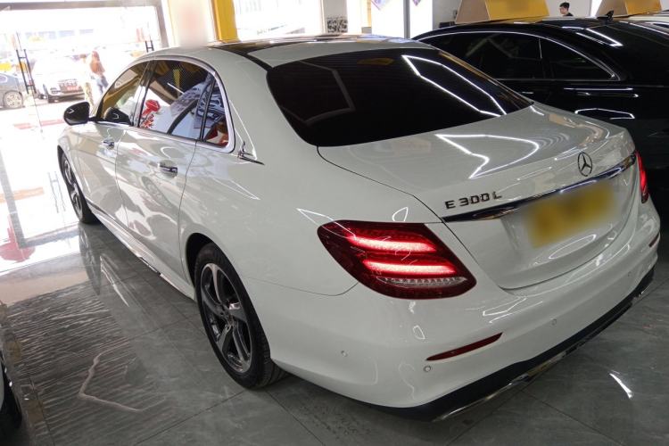 Used Mercedes-Benz E-Class 2019 Restyled E 300 L Sporty and Stylish Edition
