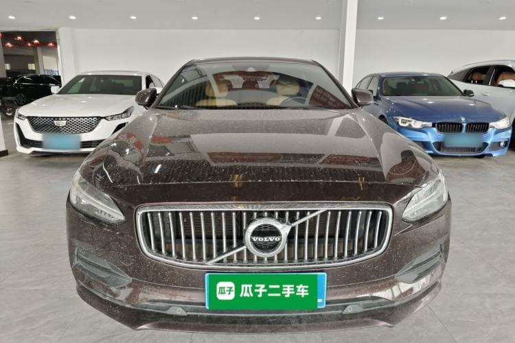 Used Volvo S90 2017 T4 Zhiyuan Edition