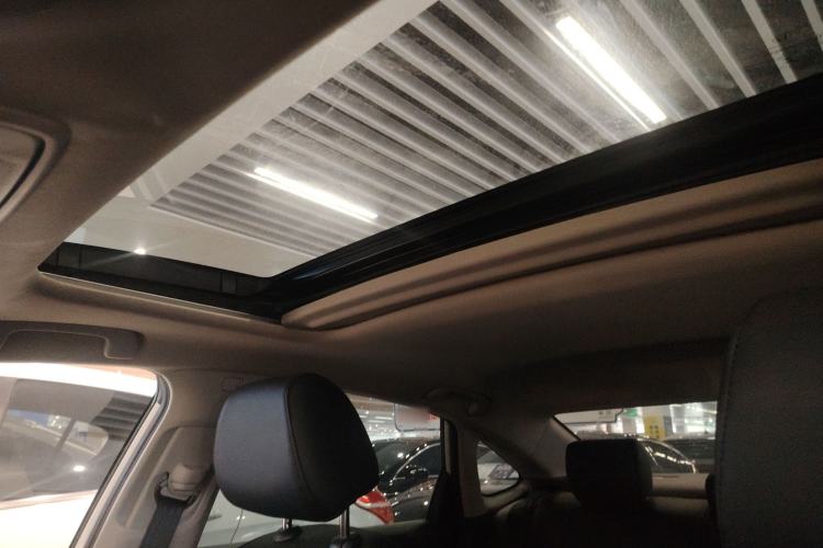 Used Honda Civic 2023 240TURBO CVT Dynamic Edition Headliner