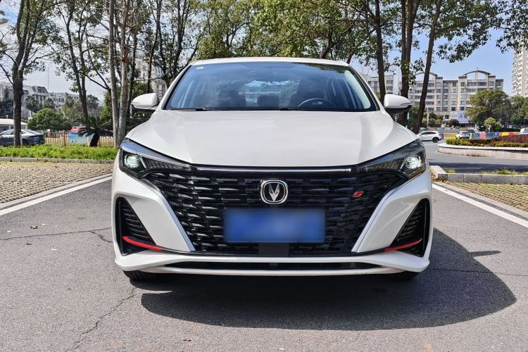 Used CHANGAN Eado 2023 Changan Edition PLUS Blue Whale NE 1.4T GDI DCT Prestige Version Exterior 1