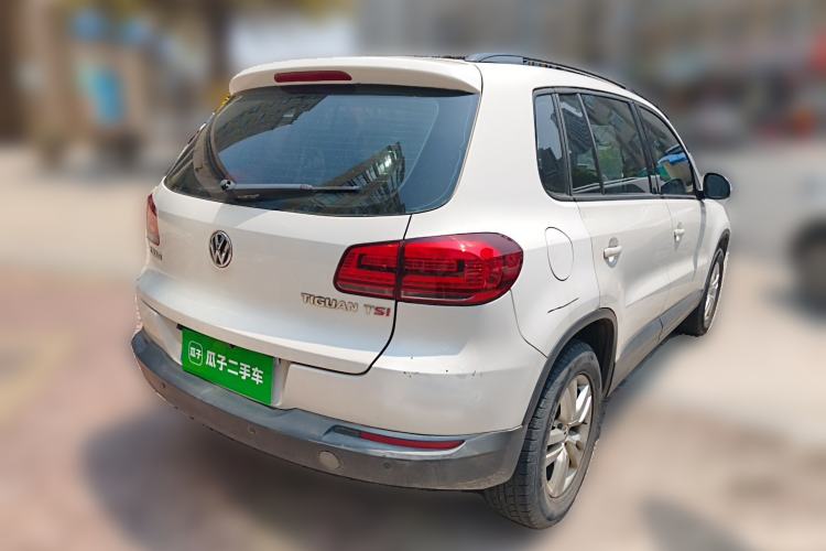 Used Volkswagen Tiguan 2015 1.8TSI Automatic Two-Wheel Drive Trend Edition Rear Right 45 Deg