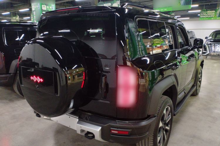 Used Formula Leopard 5 2023 Navigator Edition