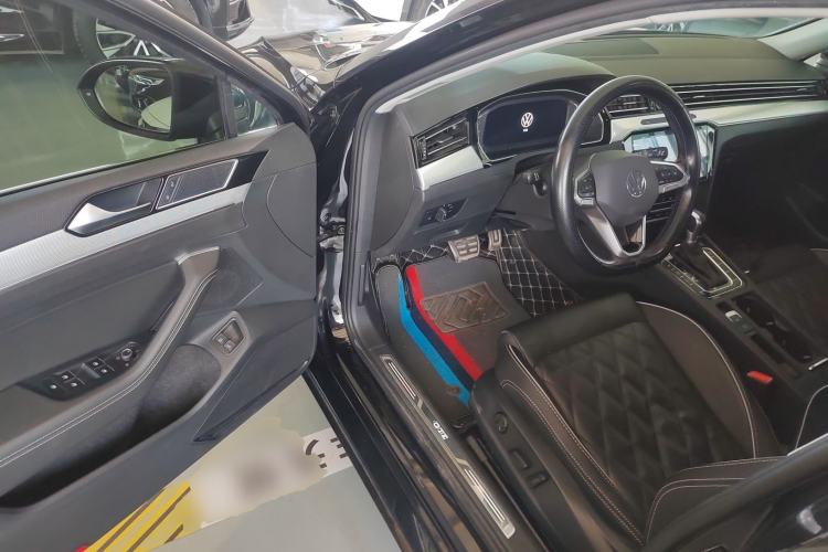 Used Volkswagen Magotan GTE Plug-in Hybrid 2022 GTE Luxury Model