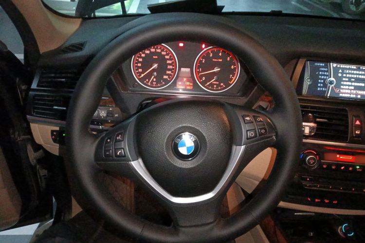 Used BMW X5 2011 xDrive35i Luxury Edition
