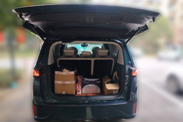 Used VOYAH Dream 2025 PHEV Four-Wheel-Drive Flagship Version – Qiankun Edition
