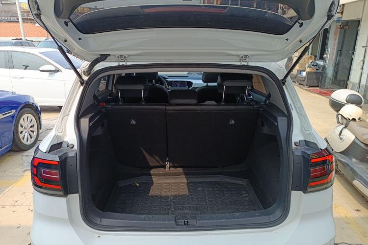 Used Volkswagen Tacqua 2023 200TSI DSG Joy-Connect Edition Trunk