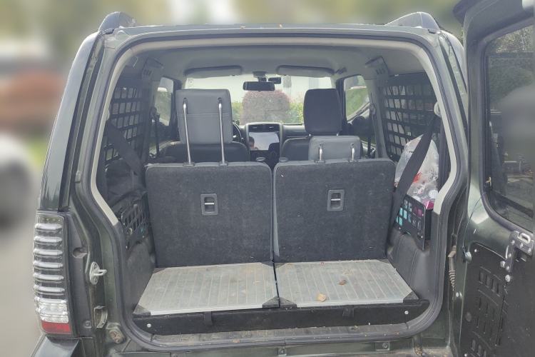 Used Suzuki Jimny 2015 1.3 AT JLX Trunk