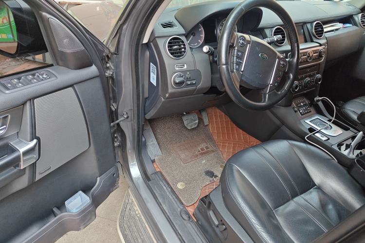 Used Land Rover Discovery 2016 3.0 SC Obsidian Black Heritage Edition SE