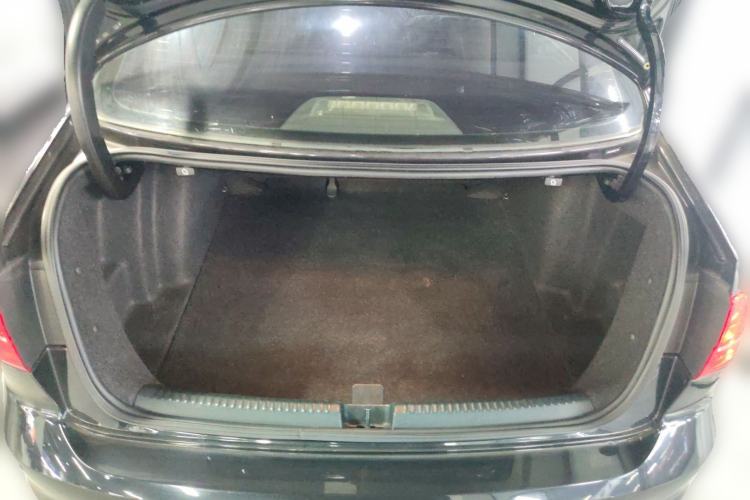 Used Volkswagen Sagitar 2015 230TSI Automatic Comfort Version Trunk