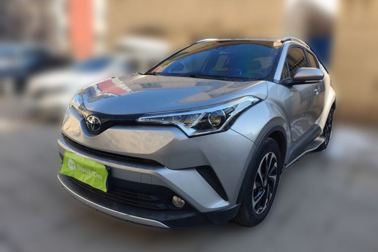 Used Toyota IZOA 2018 2.0L Yichi Version China VI Standard