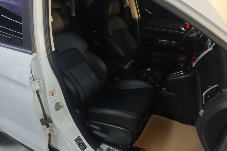 Used Haval M6 2017 1.5T Automatic Two-Wheel Drive Elite Model