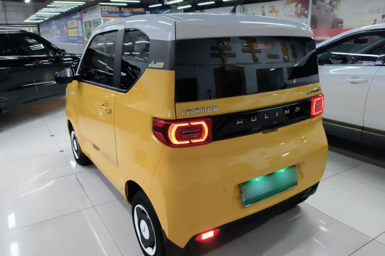 Used Wuling Hongguang MINIEV 2021 Macaron Fashion Model Lithium Iron Phosphate Exterior 2
