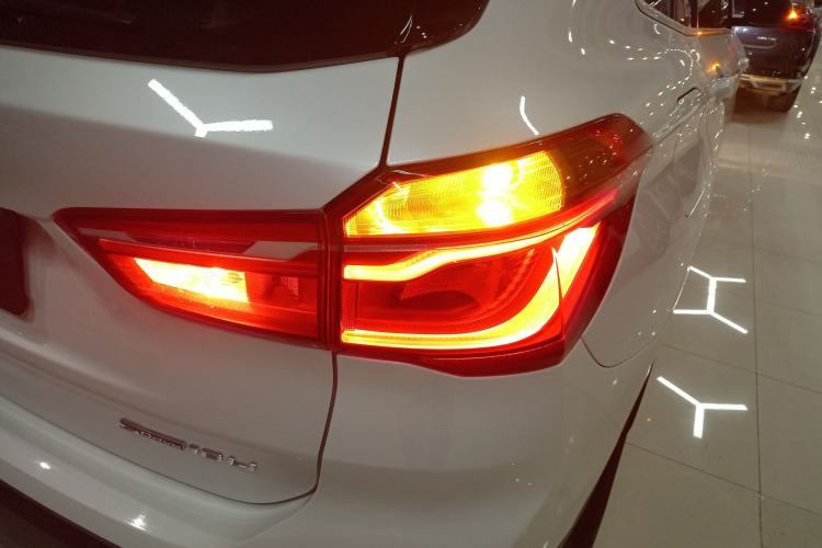 Used BMW X1 2019 sDrive18Li Premium Edition Exterior 3