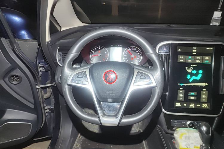 Used BYD Song MAX 2017 1.5T Automatic Smart Connect Luxury 7-Seater
