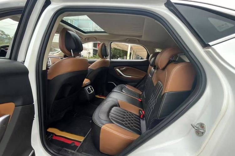 Used Soueast DX7 2018 1.5T Automatic Luxury Model