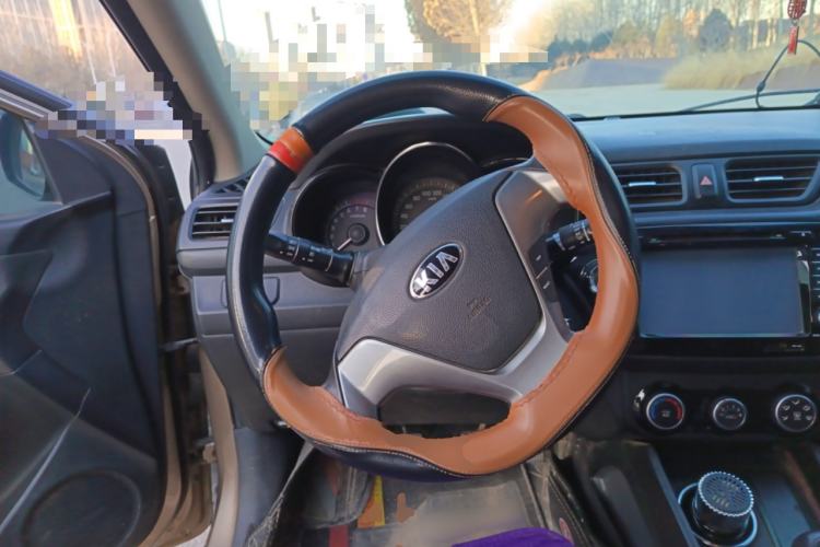 Used Kia K2 2015 Sedan 1.4L MT GLS
