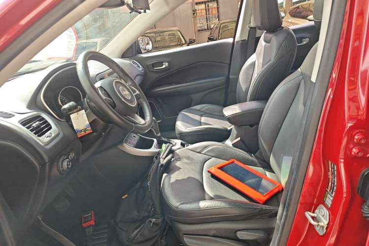 Used Jeep Compass 2017 200T Automatic Family Edition