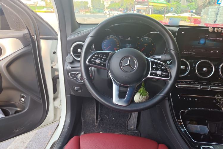 Used Mercedes-Benz GLC Coupe 2023 GLC 260 4MATIC Coupe SUV Steering Wheel