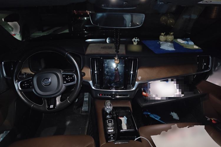 Used Volvo S90 New Energy 2021 T8 eDrive Hybrid Zhiyi Luxury Edition
