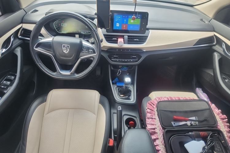Used Baojun 360 2018 1.5L Manual Luxury Edition China V Center Console