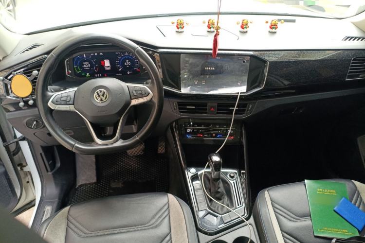 Used Volkswagen Tayron GTE Plug-in Hybrid 2020 1.4T Luxury Model Center Console