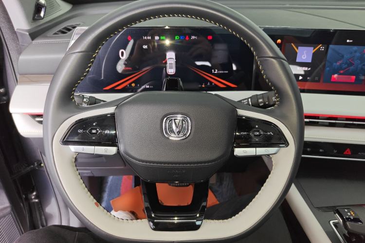 Used CHANGAN CS75 PLUS 2023 3rd Generation 1.5T Automatic Pilot Model Steering Wheel