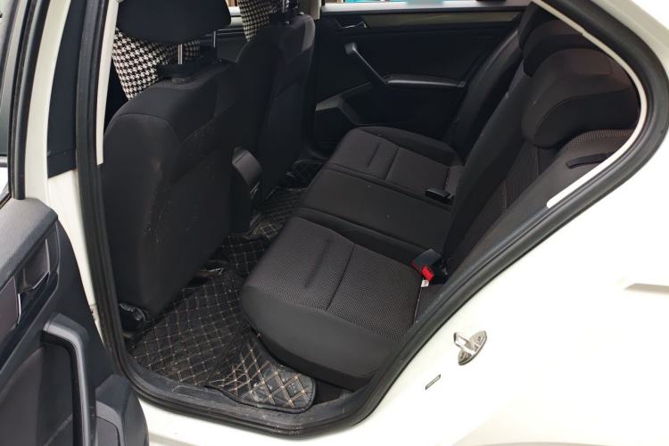 Used Volkswagen Bora 2017 1.6L Automatic Fashion Model
