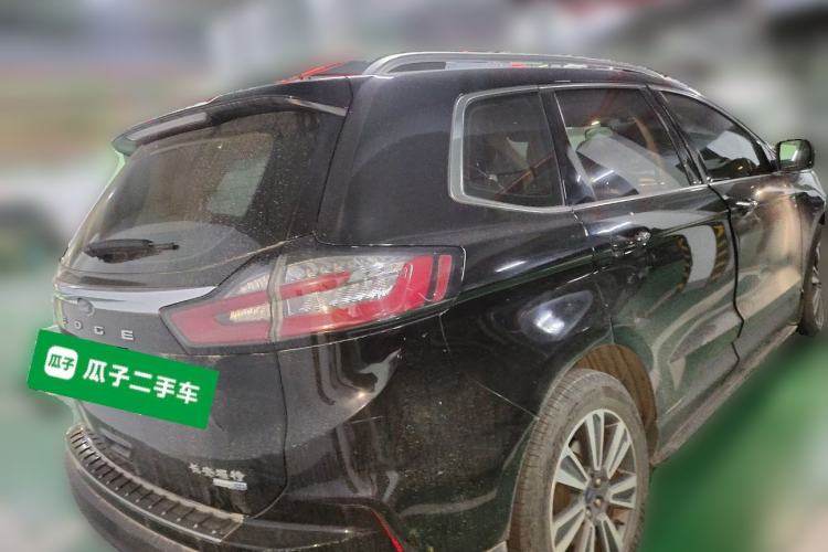 Used Ford Edge 2021 PLUS EcoBoost 245 Two-Wheel-Drive Platinum Edition 5 Seats
