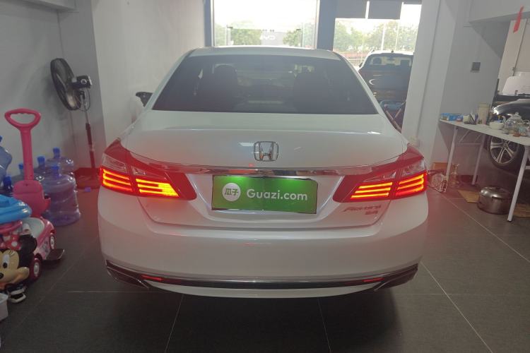 Used Honda Accord 2016 2.4L Comfort Edition
