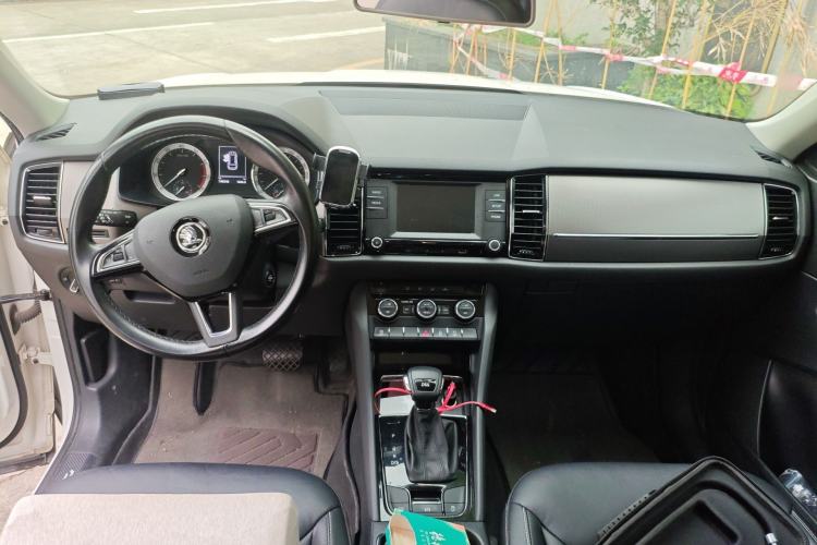 Used Skoda Kodiaq 2017 TSI330 5-Seat Two-Wheel Drive Luxury Edition Center Console