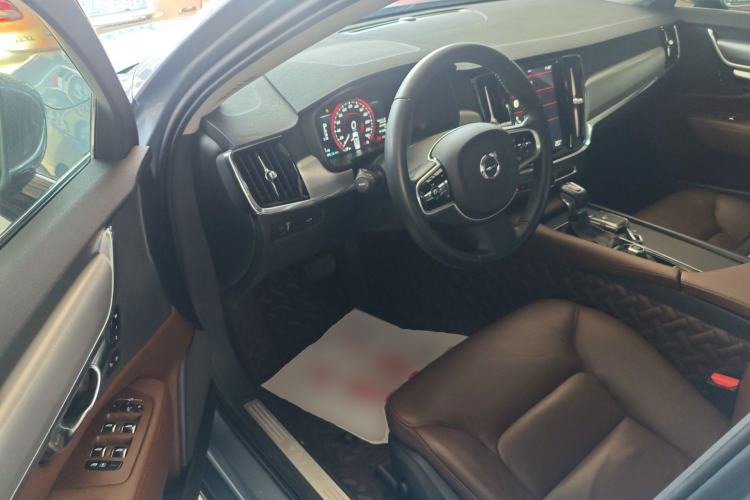 Used Volvo S90 2018 T4 Zhiyi Edition