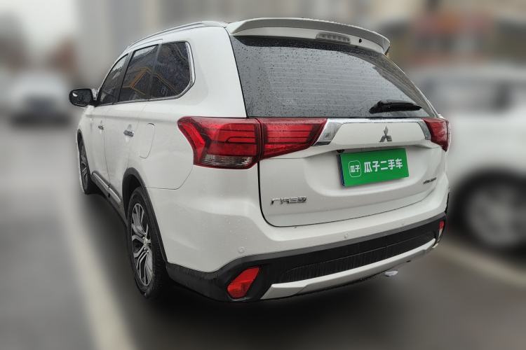 Used Mitsubishi Outlander 2016 2.4L 4x4 Elite Edition 5 Seats
