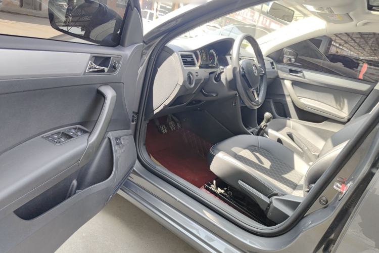 Used Skoda Rapid 2018 1.6L Manual Comfort Edition Driver Seat